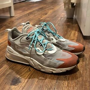 nike AirMax Air 270 Sneakefs